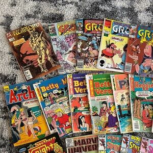Lot of 29 Comic Books